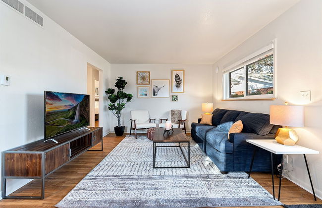 Centrally Located Townhome Near PVH - Dog Friendly - Foto 6