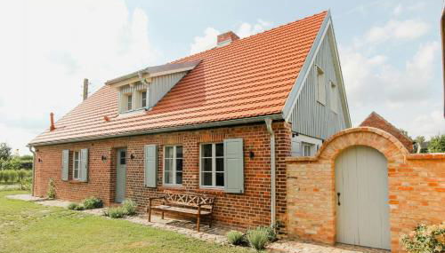 Holiday Home In Rural Idyll Of The Uckermark - Photo 2