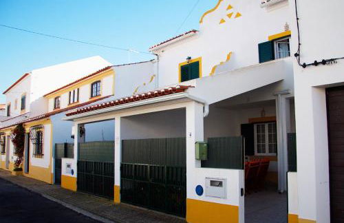 Milfontes Villa - Photo 1