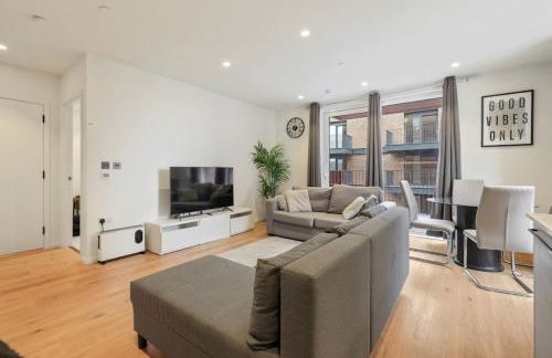 Excel Riverside 2 Bed - Photo 1