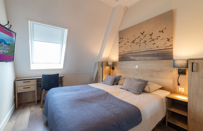 2 bedroom Apartment in Colijnsplaat with garden and sauna - Photo 2