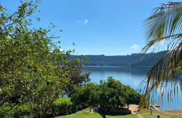 Villa Bueno 4 Suítes com Piscina e Deck Exclusivo na Represa - Foto 11