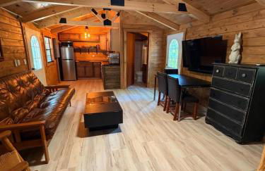 Hana Cabin sleeps 5 near Windrock general store - Foto 11