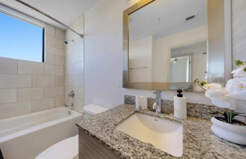 Serene Bleu in DTWN 3 Min From Las Olas - Foto 40