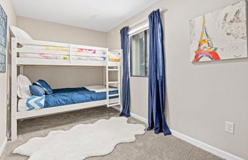 Spacious 5BR Family Haven, Pet Friendly, Game Room - Foto 10