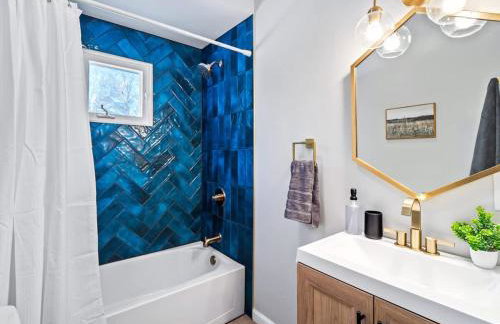 Hot Tub, Game Room, 4 Bedrooms, Gorgeous Remodel - Foto 37