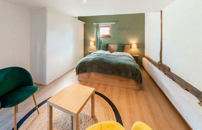 Holiday Home in Vielsalm With Bubble Bath - Photo 4