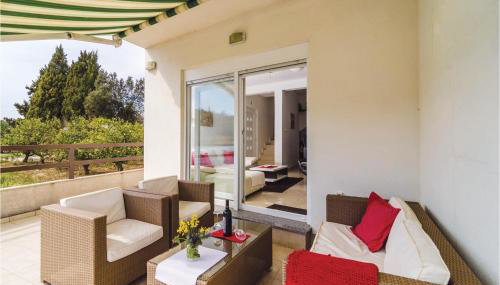 Two-Bedroom Holiday Home In Opuzen - Photo 4