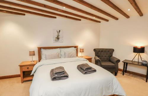 Chestnut Barn - Photo 37