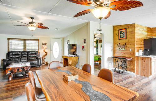 Sleep With Sloths and Lemurs! Modern Webster Home - Foto 7