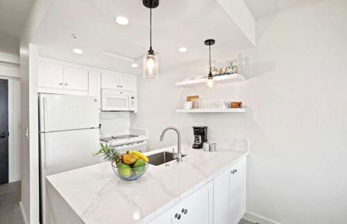 The Whaler, Studio with Stunning Ocean Views! Complimentary Rental Car Included! WH1-1218 by KBM - Photo 16