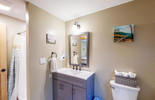 Hike, Fish, Ski! Coos Canyon Lodge in Maine - Foto 20