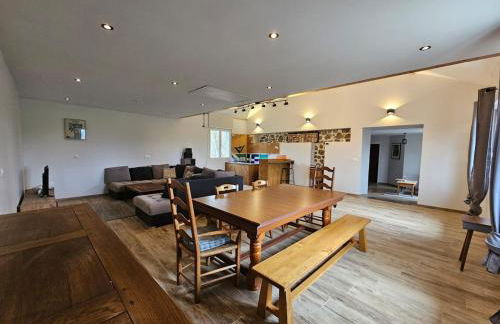 Large home for family or friends - Foto 7