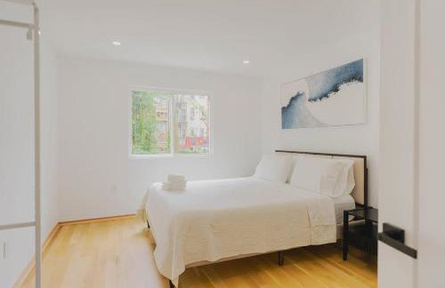 Luxury 3BD Short Walk to Airport - Foto 10