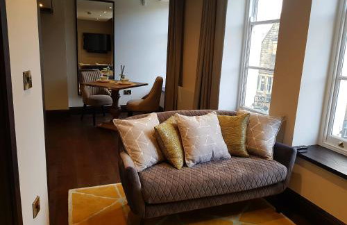 The Queens Head, Parkside Apartment 1 - Photo 8