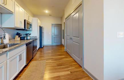 H4N Furnished Apartments at Ellipse Urban in Hampton VA - Photo 37