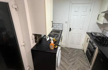 ResiLets - 1st Floor Plessey Road Apt - Foto 4