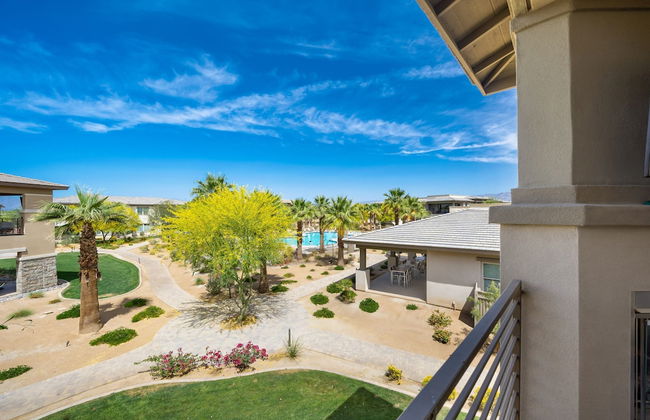 A Luxurious Oasis Experience in Desert Palm - Foto 37