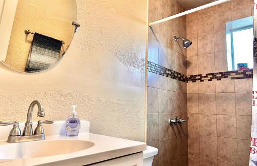 The Rustic @ Paseo de Encinal Drive - Foto 22