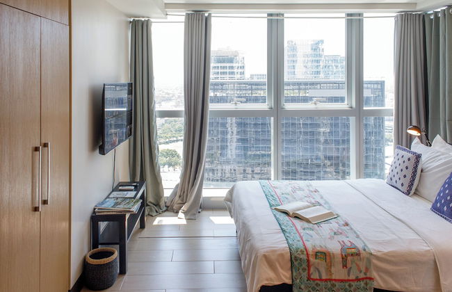 Uptown Park Suites Tower 1 - Photo 25