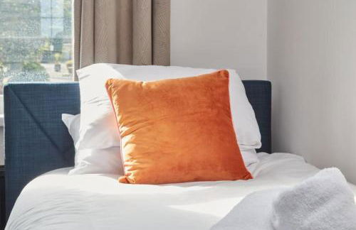 Cosy 3-Bedroom House in Seaham - Street Parking - Photo 14