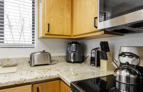 Stylish Townhome on Golf Course Red Rock View - Foto 13