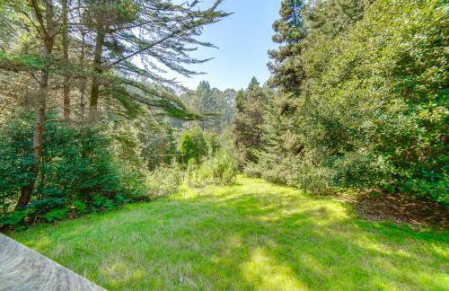 Hot Tub, 1 Mi to Beach 12-Acre Fort Bragg Cabin! - Foto 23