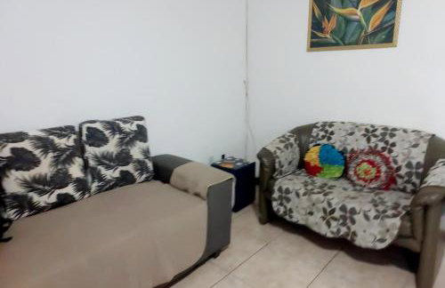 Casa Espaçosa 3 Quartos Sala Cozinha e Churrasqueira - Foto 16