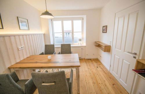 BG Living & Hosting - Historisches Ferienhaus "Saustall" im Zentrum von Wittlich - Nähe Mosel & Eifel, Privatparkplatz, WLAN, bis 4 Personen - Foto 6