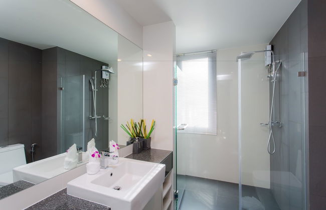 6th Avenue Surin Beach - Photo 34