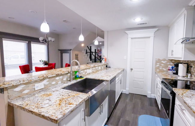 3Bdrm 3.5Bath 7Beds - NRG GRB MM-Park - Foto 26