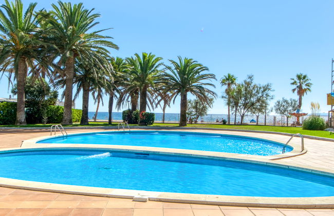 Roses Holiday Center - Foto 25