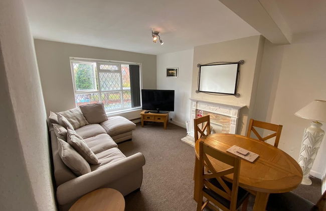 Lovely 2-bed Apartment in Solihull - Foto 1