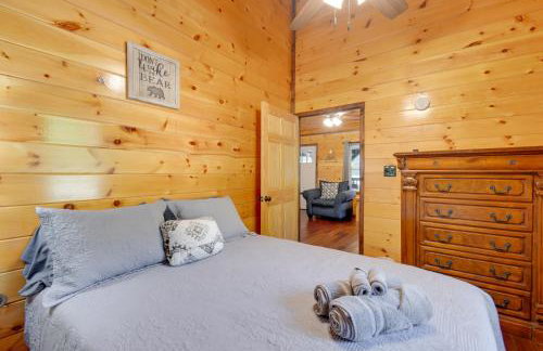 Fireside Evenings Red River Gorge Gem with Hot Tub - Foto 18