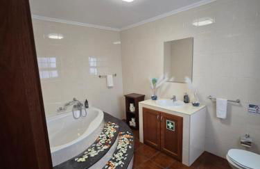 Lagoa Fabulous House - Photo 17