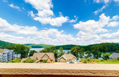 Lakefront Retreat Sleeps 6 Fireplace Boat Slip - Foto 24