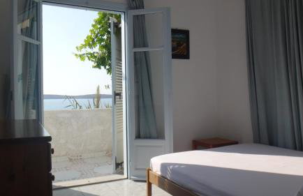 Blue & Sea Studios Apartments - Photo 2