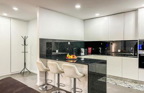 Bragança Holiday Home new apartment with 2 bedrooms private parking - Foto 5