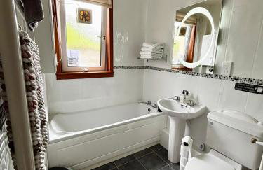 Beach Front Apt 2 Bedrooms 2 Bathrooms St Andrews - Photo 14