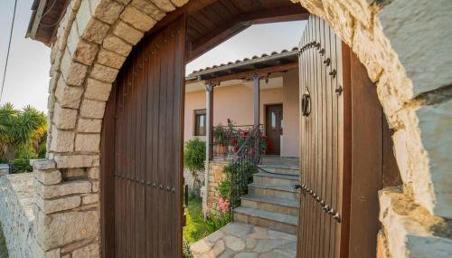 Family House with Garden - Foto 2