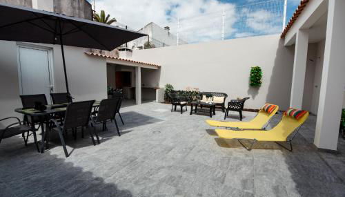 Seaside Azores Villa with natural pool, terrace & barbecue - Foto 2, Shower