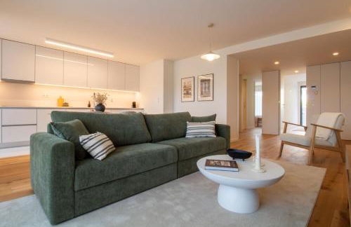 Gaia Elegant Apartment with Patio by LovelyStay - Foto 1