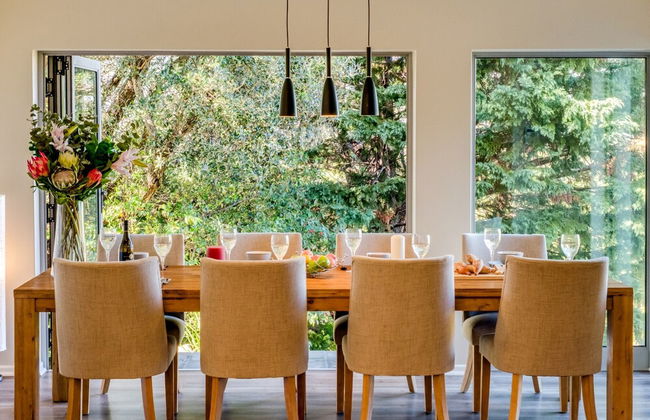 Charming Home With Mountain Views at Rivendell - Photo 2