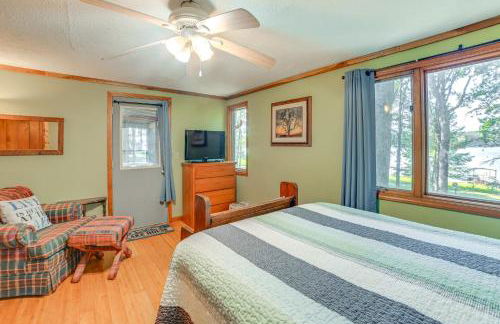 Screened Porch! Lakefront Gem in Boyds Branch Bay - Foto 16