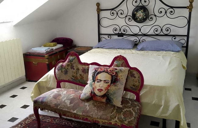 Spacious and Naturally Bright Bomboniera Rooftop Favors Apartment - Foto 8