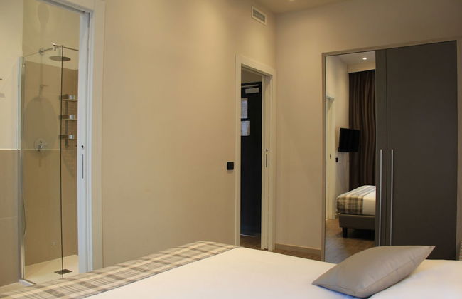 Duomo Hotel & Apartments - Photo 9