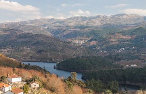 GoToGeres - Casa da Piscina - Casas de Alem - Foto 14