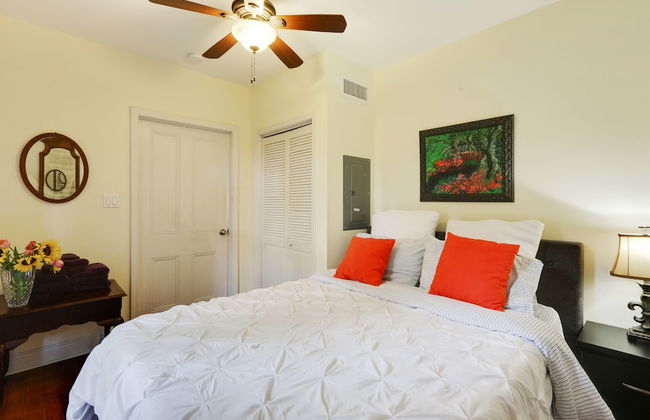 Montgomery Apartments on Magazine Street - Foto 23