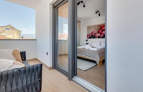 Terra Maiorum -12 person private Villa - heated pool and water massage - Foto 28