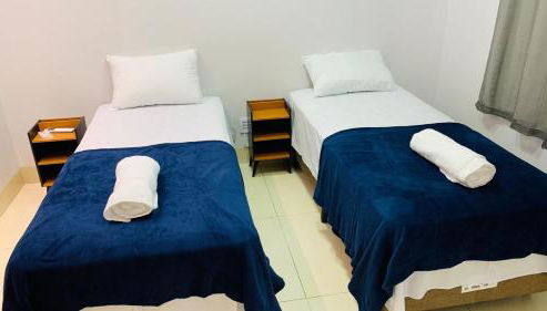 Excelente Apto 2º Piso no Centro da Cidade - Foto 2